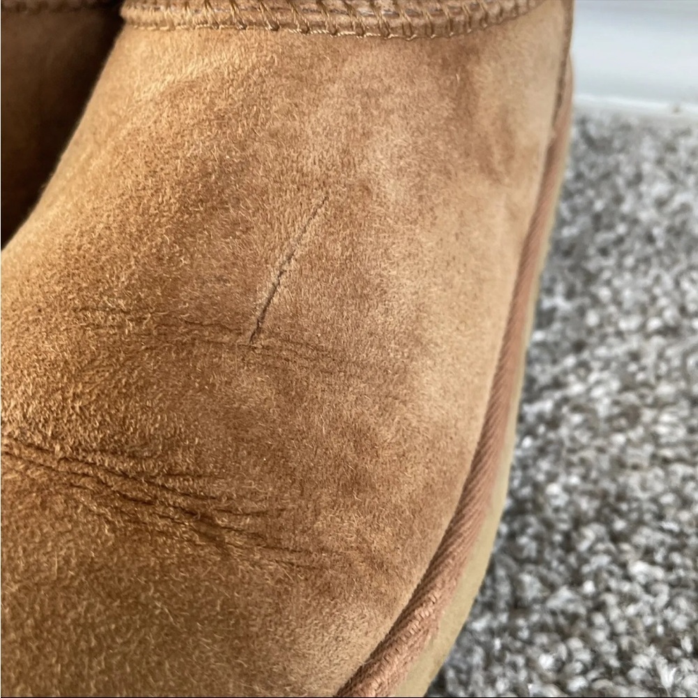 UGG Boots Womens 4 Brown Suede Leather Sheepskin Lining Comfort S/N 5229 Cozy - Picture 4 of 14